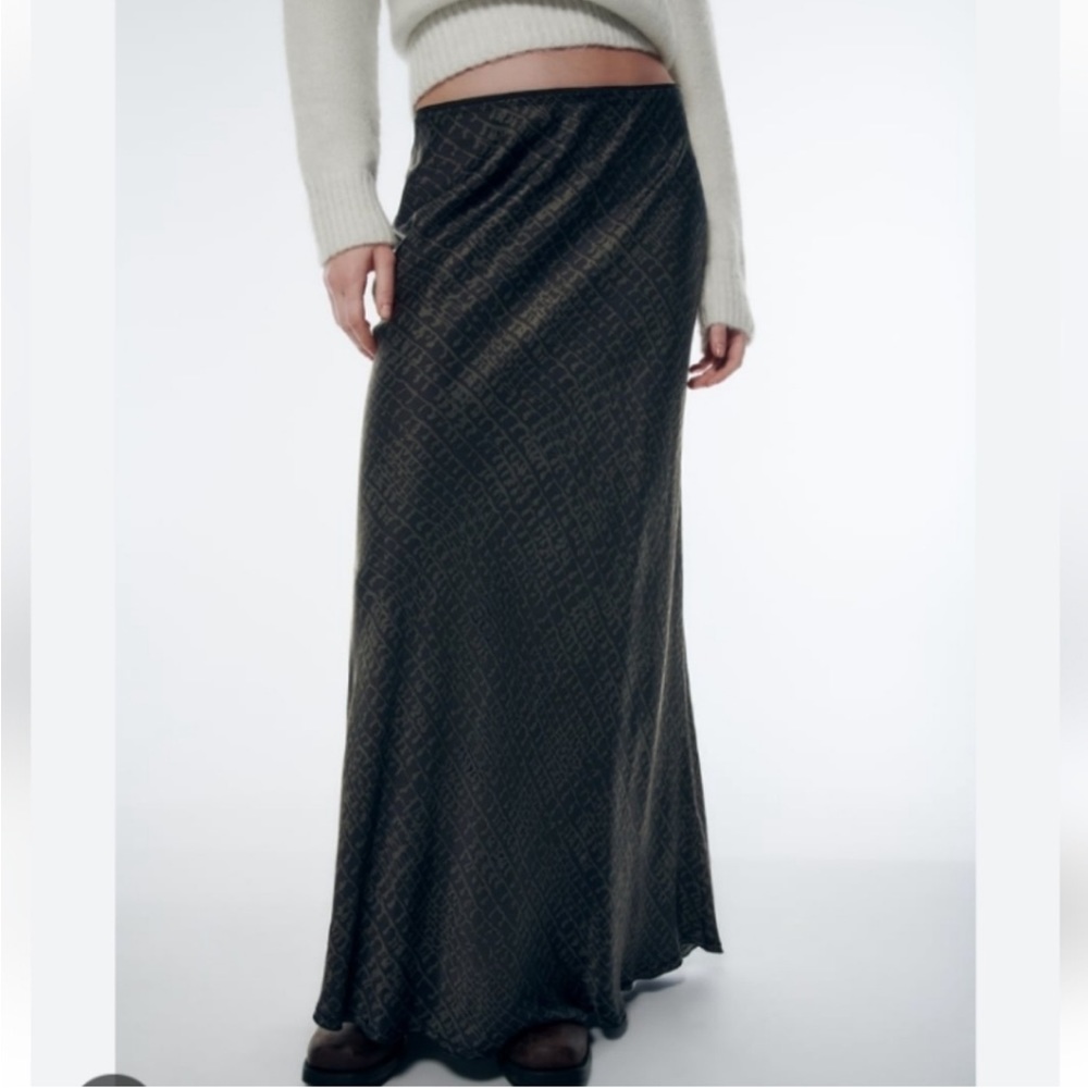 Zara NWT Flowy Midi Skirt - Picture 6 of 17